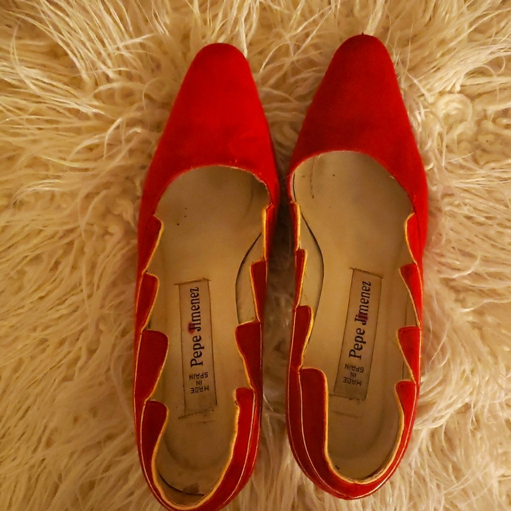 Suede pumps